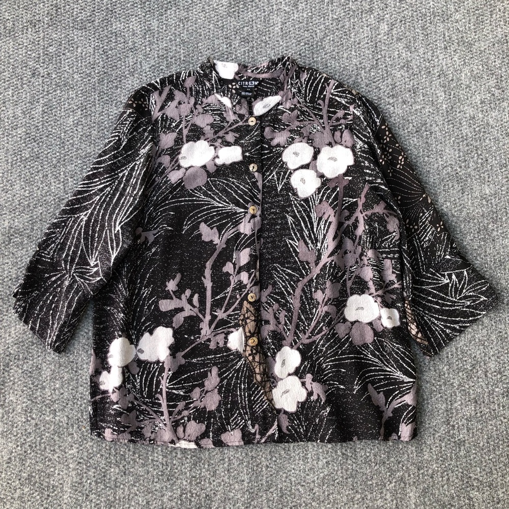Citron Santa Monica size 0X button up 100% silk top